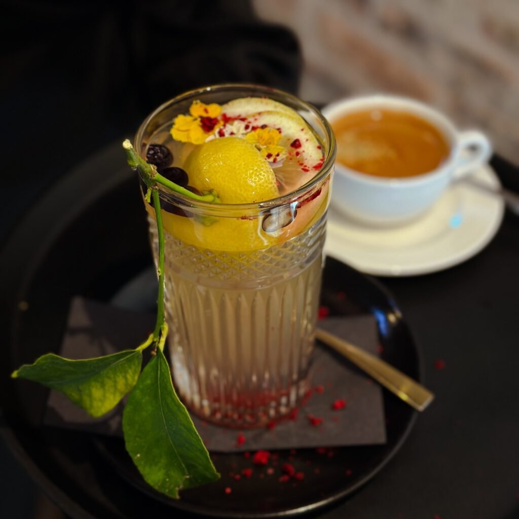 Instagram post from restoransrezidence. This post is in position 8.